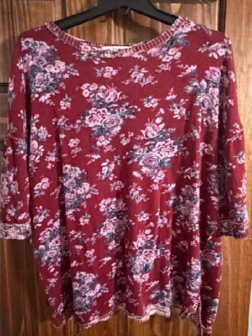 We The Free You and Me Floral Tee Size XS (Fits larger)